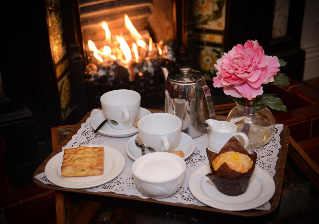 Bush Hotel County Leitrim 외부 사진