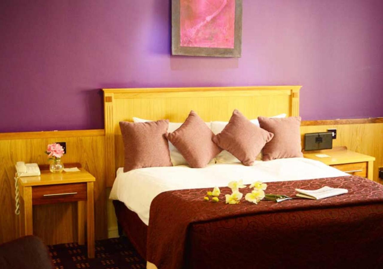 Bush Hotel County Leitrim 외부 사진