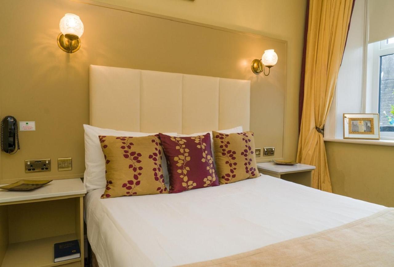 Bush Hotel County Leitrim 외부 사진
